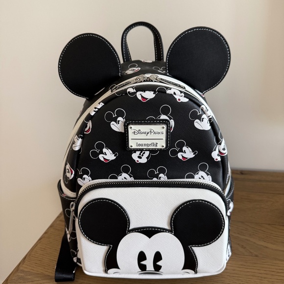 Mickey Mouse backpack - Picture 1 of 7